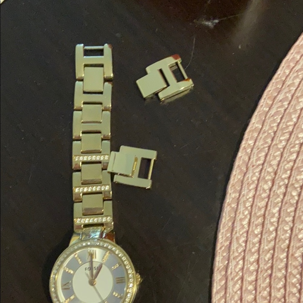 Gold fossil watch - Picture 6 of 6